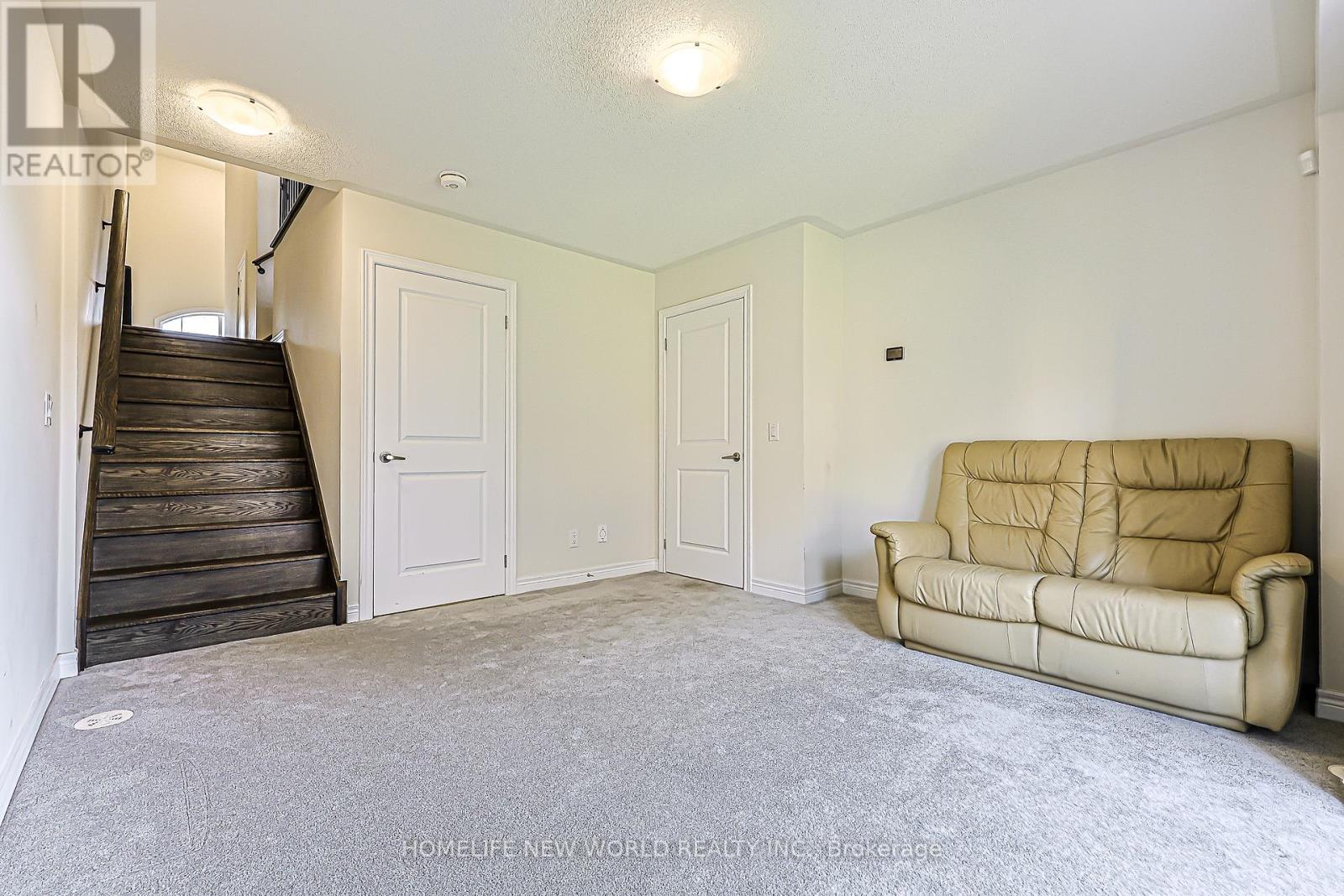 56 Elkington Crescent, Whitby, ON photo 25