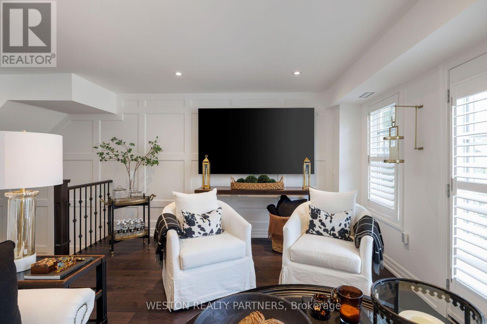 #17 2369 ONTARIO STREET - Image 23