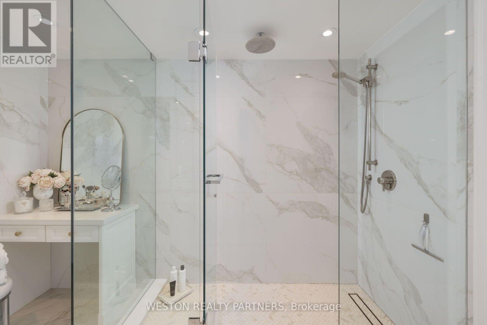#17 2369 ONTARIO STREET - Image 31