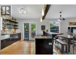 Living room - 6316 Crowchild Trail Sw, Calgary, AB T3E5R5 Photo 7