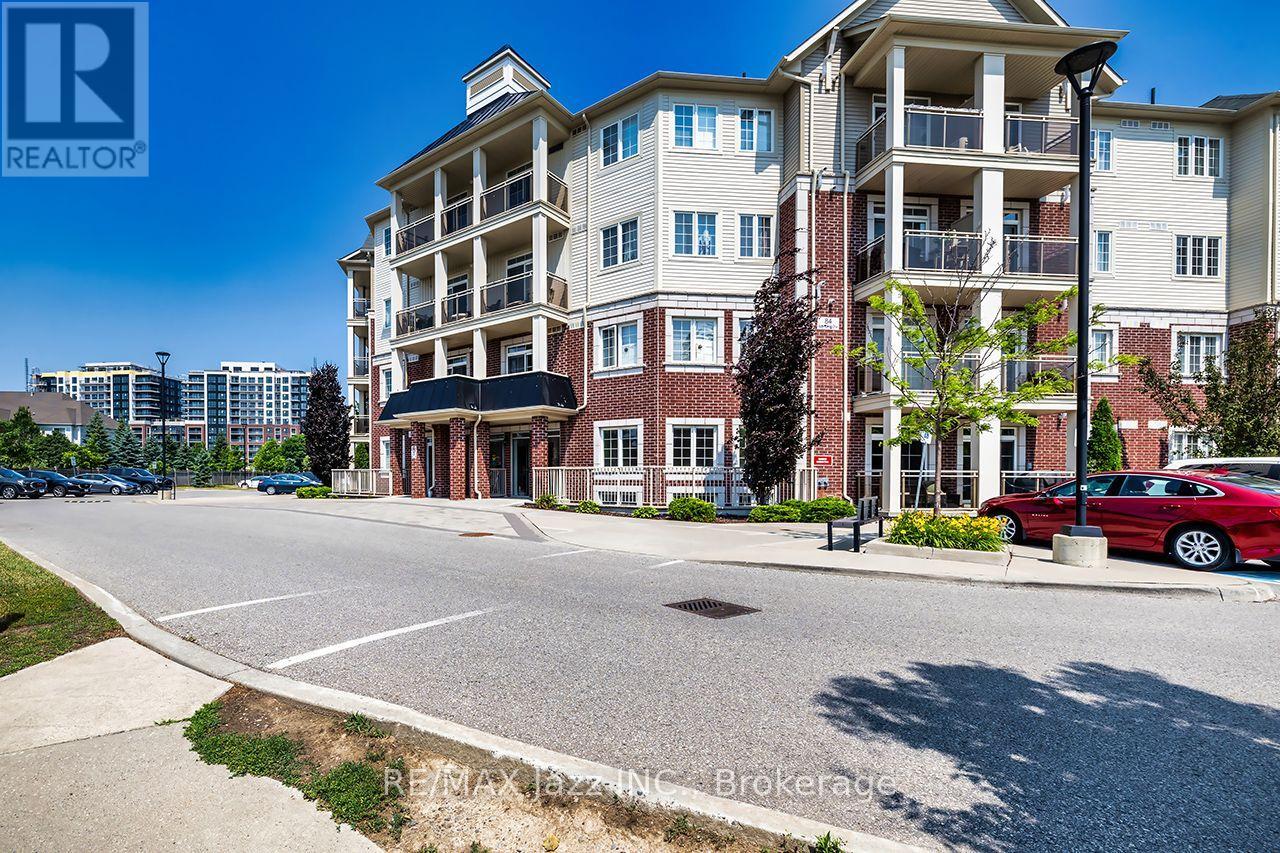 116- 84 Aspen Springs Drive, Clarington, ON photo 2