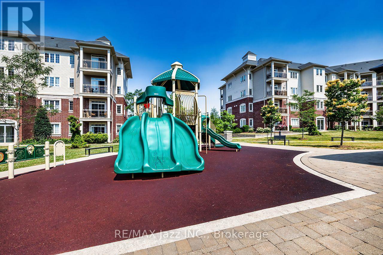 116- 84 Aspen Springs Drive, Clarington, ON photo 32
