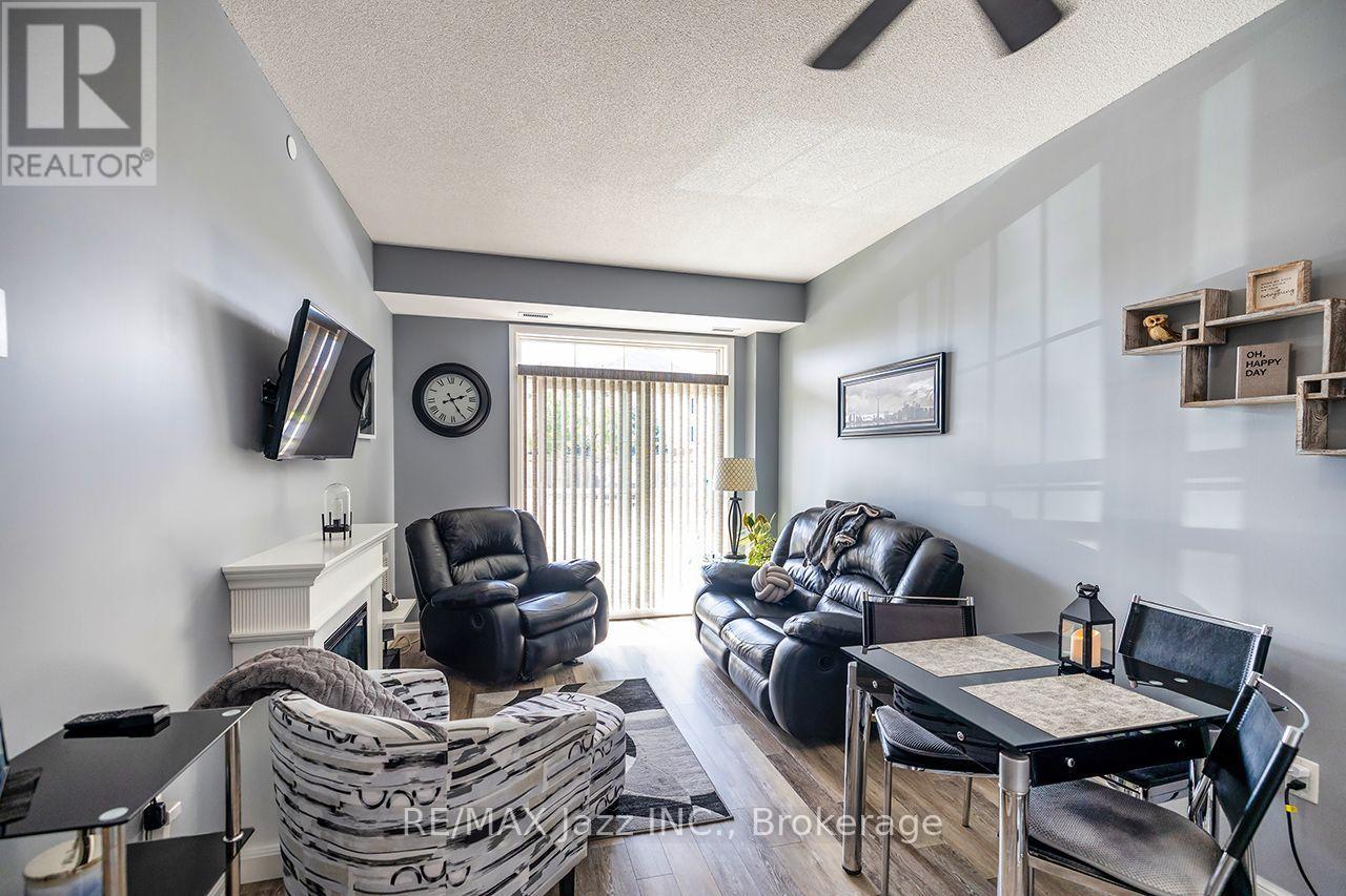 116- 84 Aspen Springs Drive, Clarington, ON photo 8