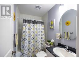116 - 84 Aspen Springs Drive, Clarington, ON L1C0V3 Photo 15