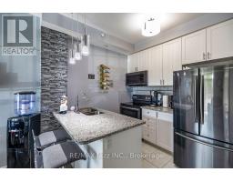 116 - 84 Aspen Springs Drive, Clarington, ON L1C0V3 Photo 7