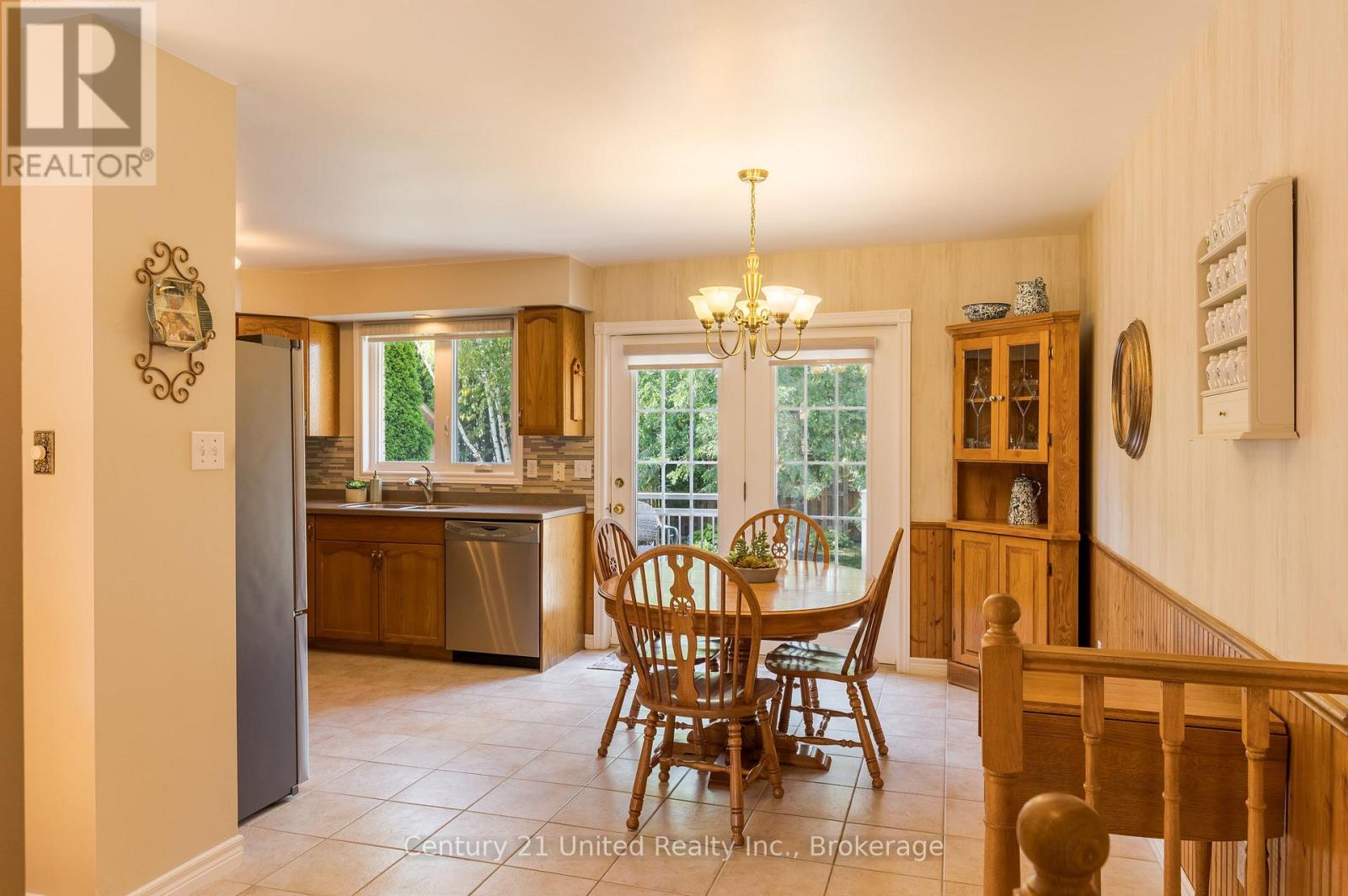 1441 HETHERINGTON DRIVE - 14