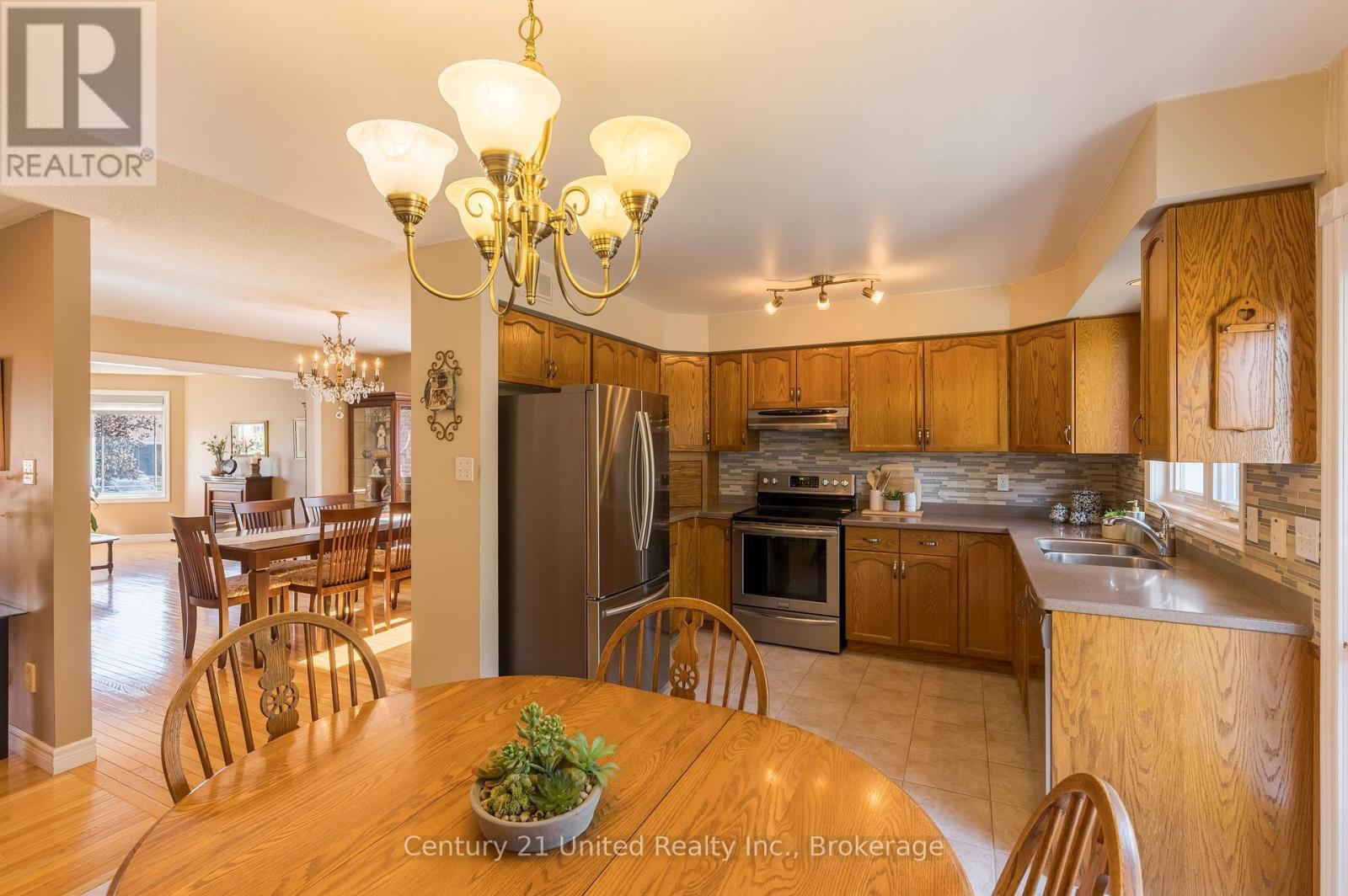 1441 HETHERINGTON DRIVE - Image 18