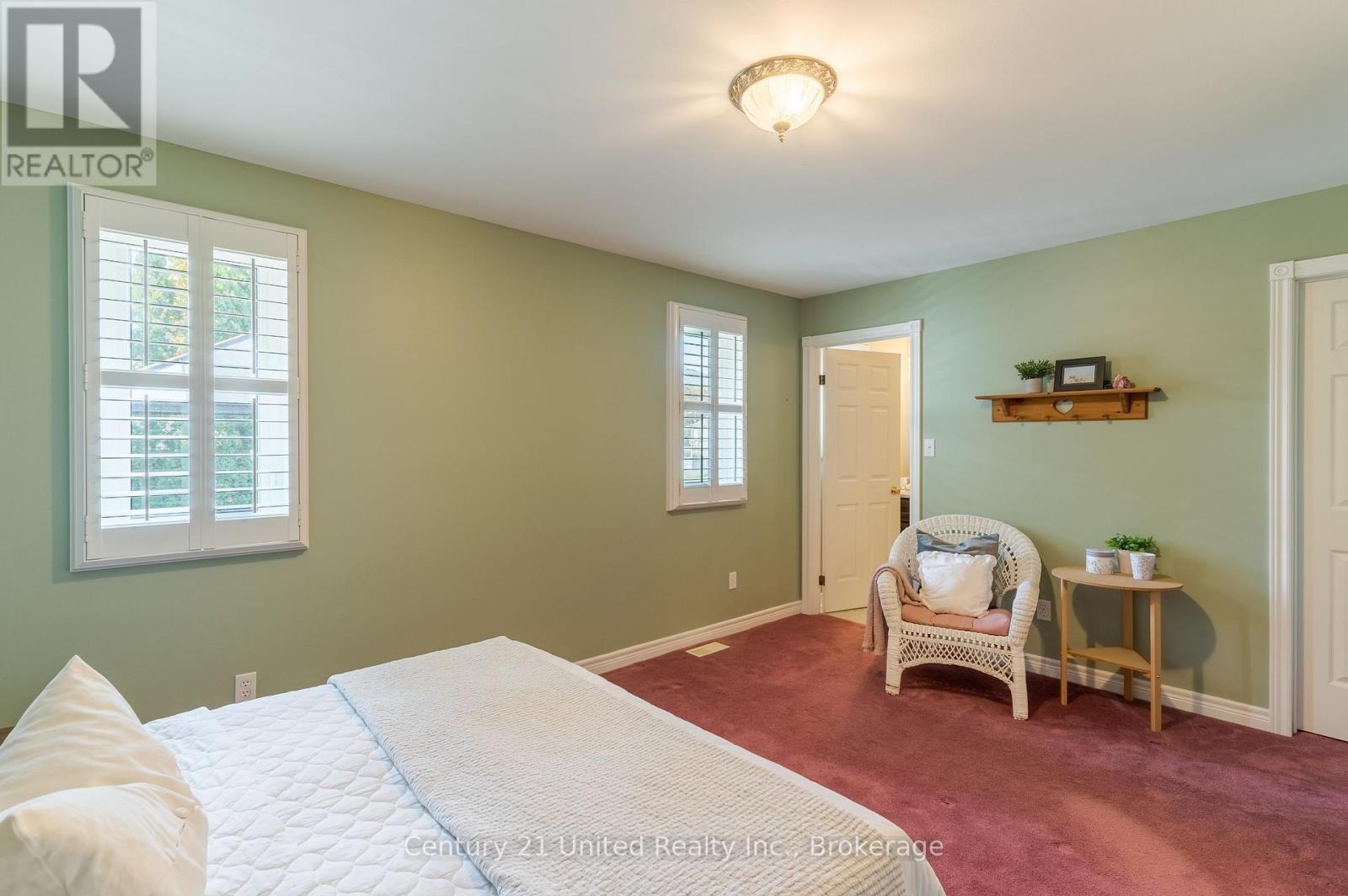 1441 HETHERINGTON DRIVE - 26