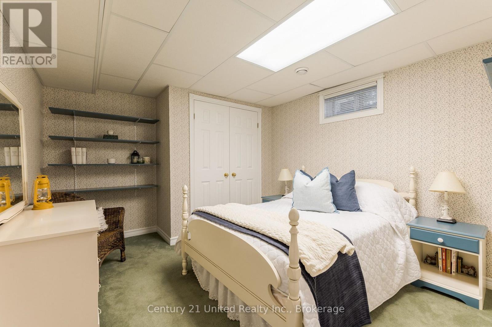 1441 HETHERINGTON DRIVE - 36