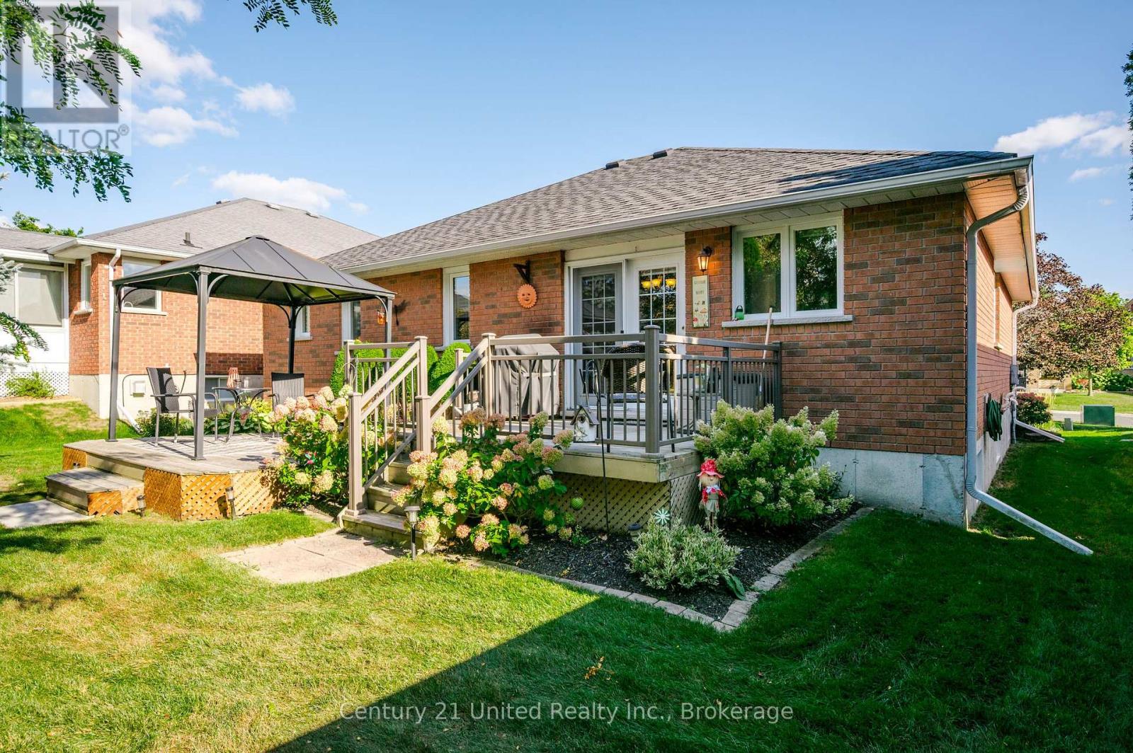 1441 HETHERINGTON DRIVE - 41