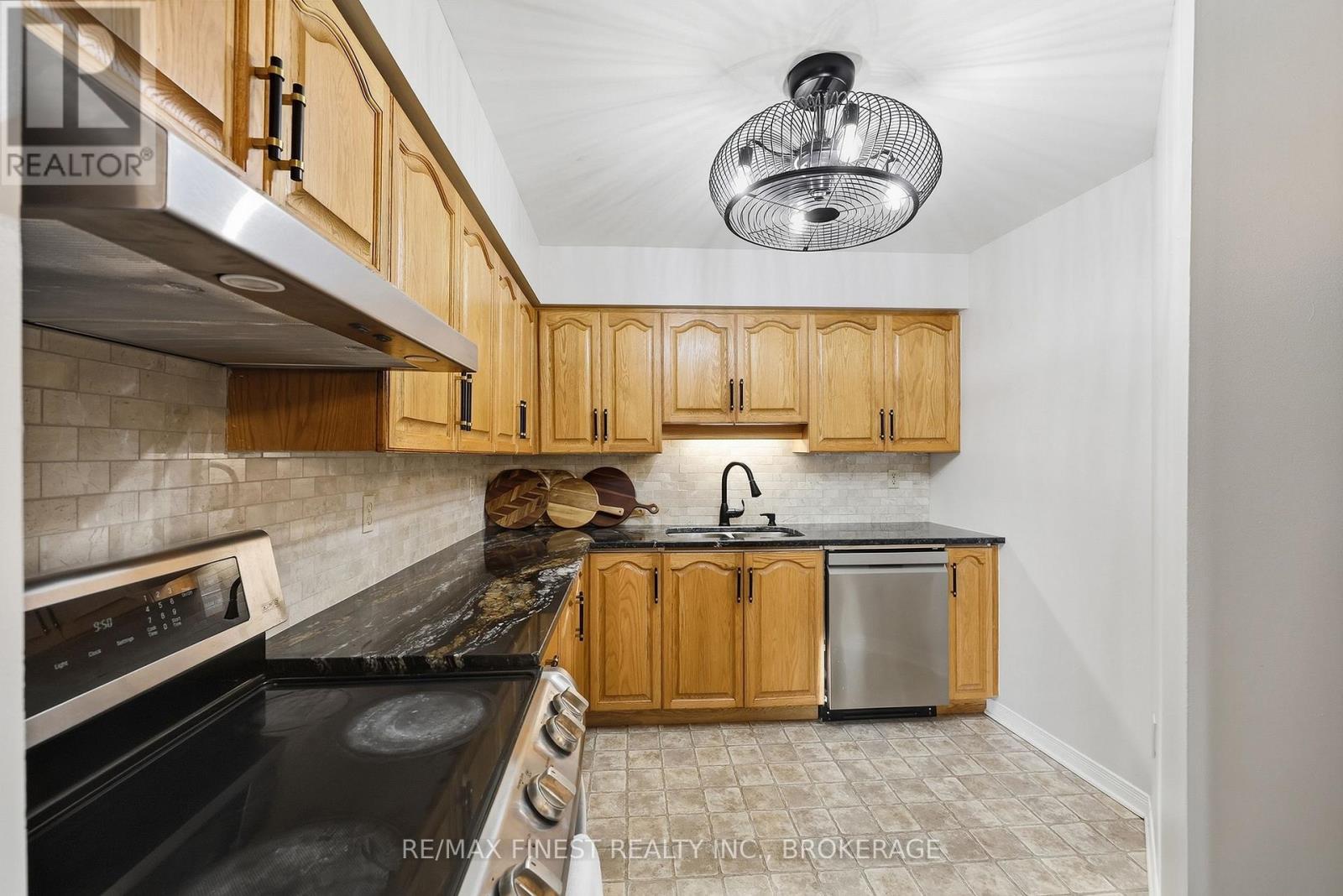 #504 675 DAVIS DRIVE - 18