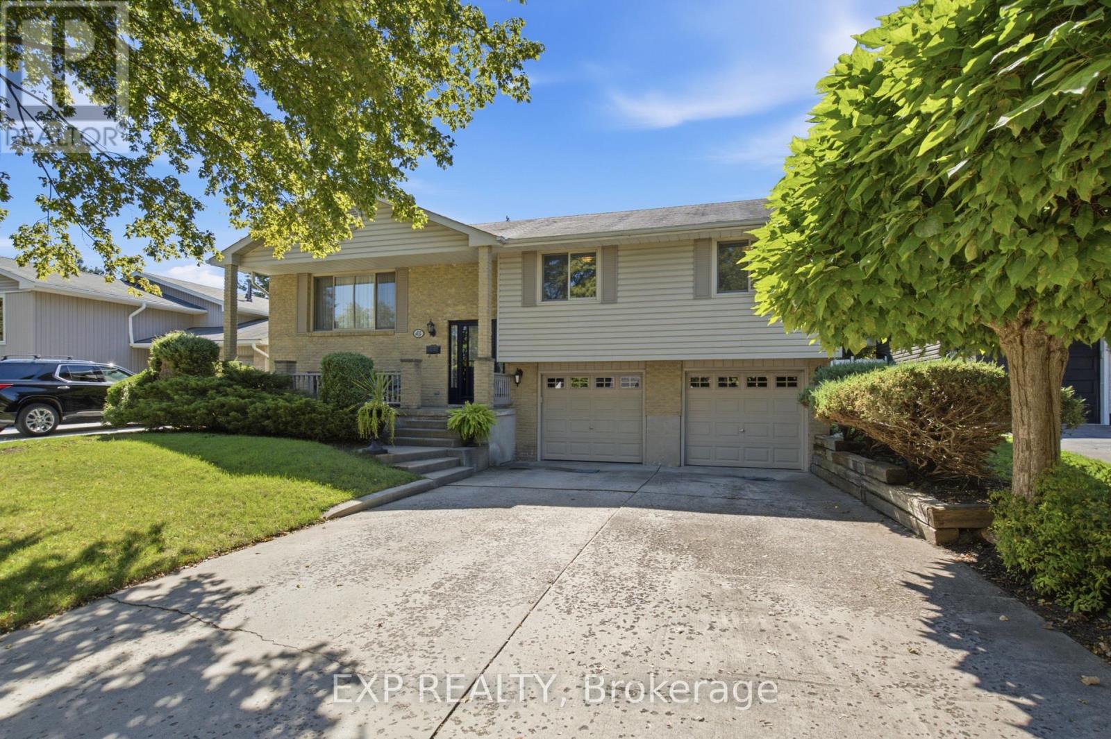 43 Tumbleweed Crescent, London South (South X), Ontario, N6E2N5, London South (South X), Ontario — photo 2 of 5