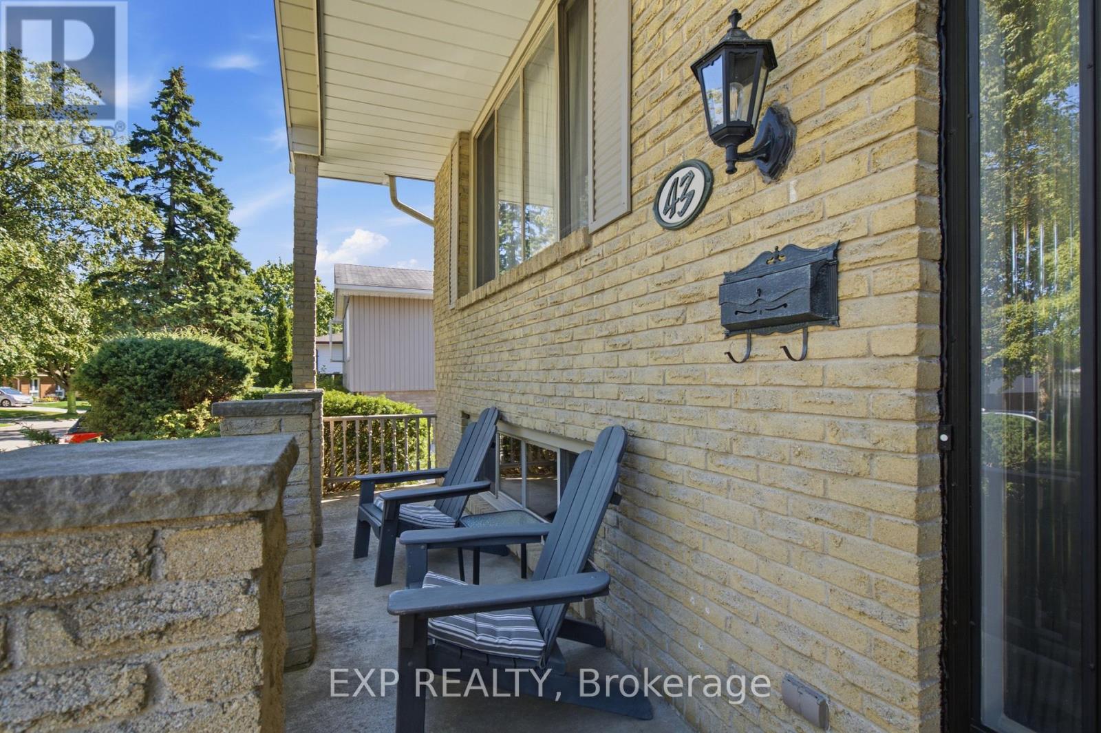43 Tumbleweed Crescent, London South (South X), Ontario, N6E2N5, London South (South X), Ontario — photo 3 of 5