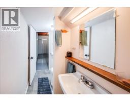 1106 Clarke Road, Robson, BC V0G1X0 Photo 36