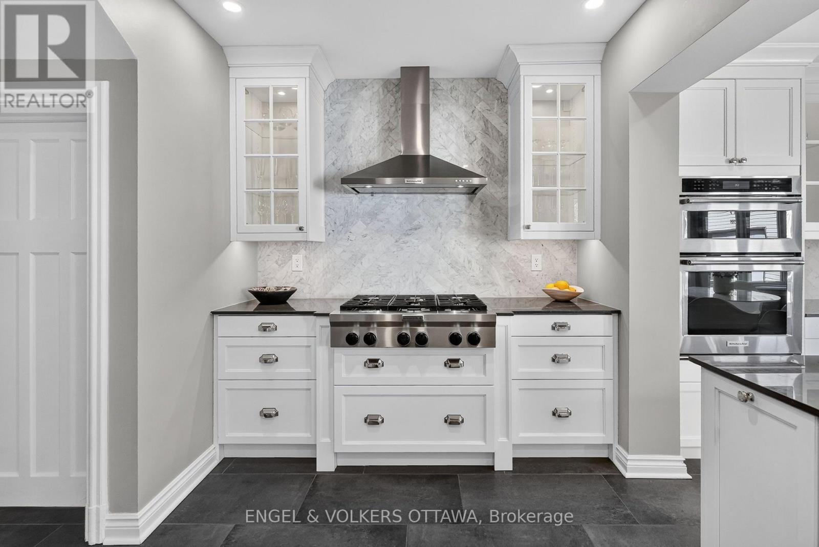 509 ISLAND PARK DRIVE, Ottawa. Luxury613. By Peter Sagos - Image 12
