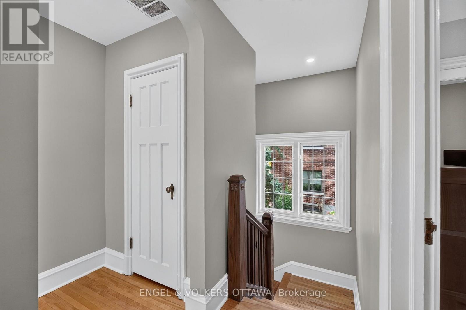 509 ISLAND PARK DRIVE - 21