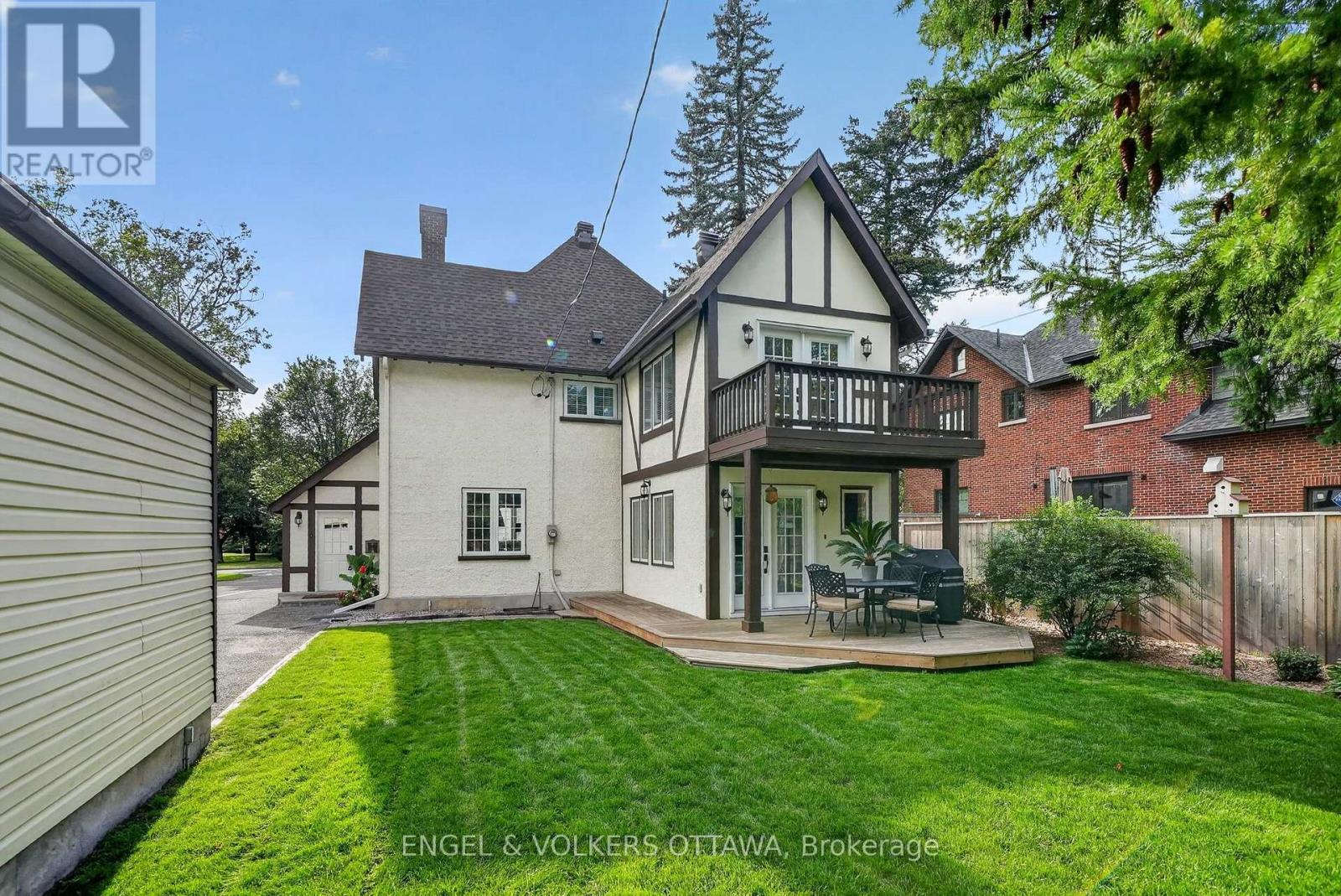 509 ISLAND PARK DRIVE - 35
