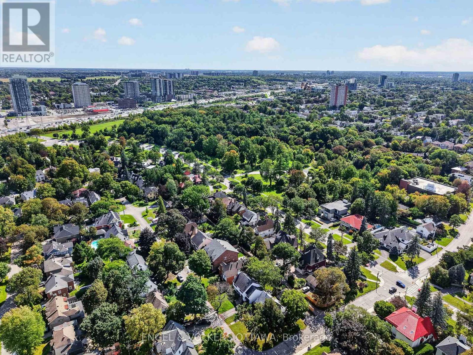 509 ISLAND PARK DRIVE - 43