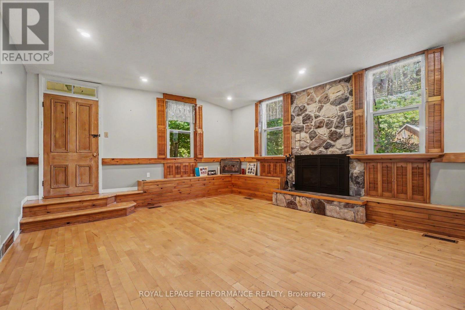 4200 County Road 16 Road