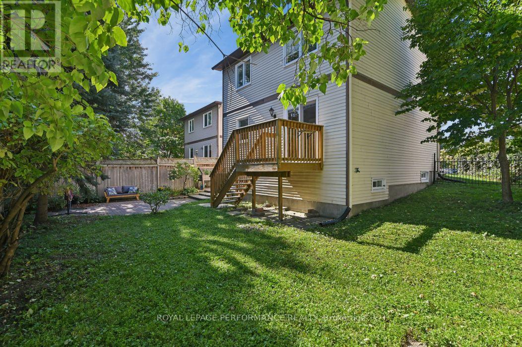 23 LISTON CRESCENT - 37