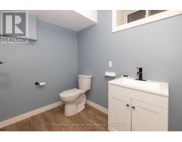 282 Algoma Street N, Thunder Bay, ON P7A5A6 Photo 22