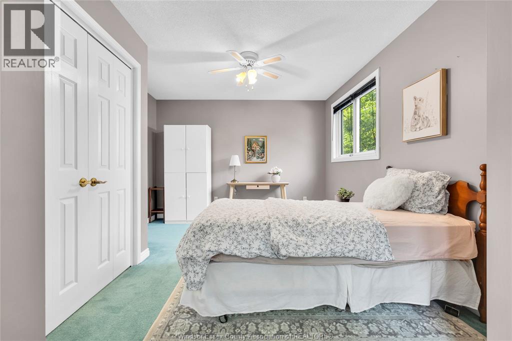 106 Seymour PLACE - 24