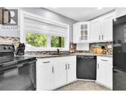 4pc Ensuite bath - 106 Seymour Place, Harrow, ON N0R1G0 Photo 8