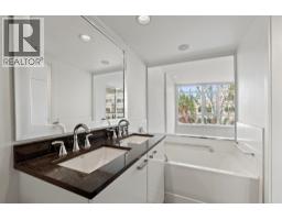 569 2080 West Broadway Street, Vancouver, BC V6J0C7 Photo 14
