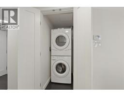 569 2080 West Broadway Street, Vancouver, BC V6J0C7 Photo 15