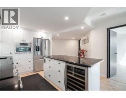 710 1050 Burrard Street, Vancouver, BC V6Z2S3 Photo 6