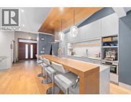 1269 Cloverley Street, North Vancouver, BC V7L1N7 Photo 15