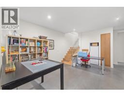 1269 Cloverley Street, North Vancouver, BC V7L1N7 Photo 28