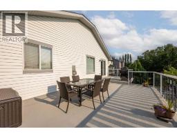 Recreational, Games room - 354 West Creek Springs, Chestermere, AB T1X1R7 Photo 12