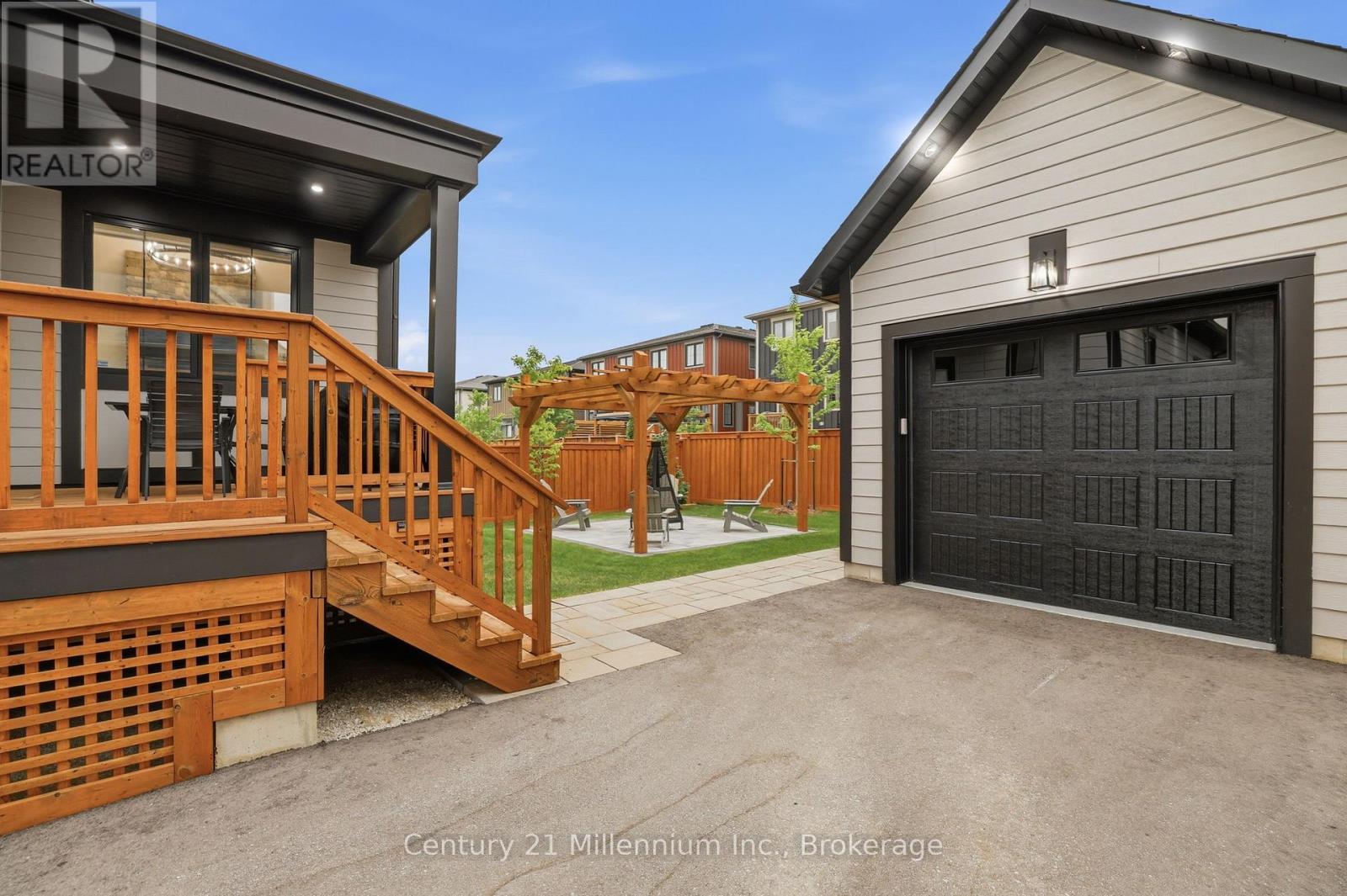 131 COURTLAND STREET - Image 38
