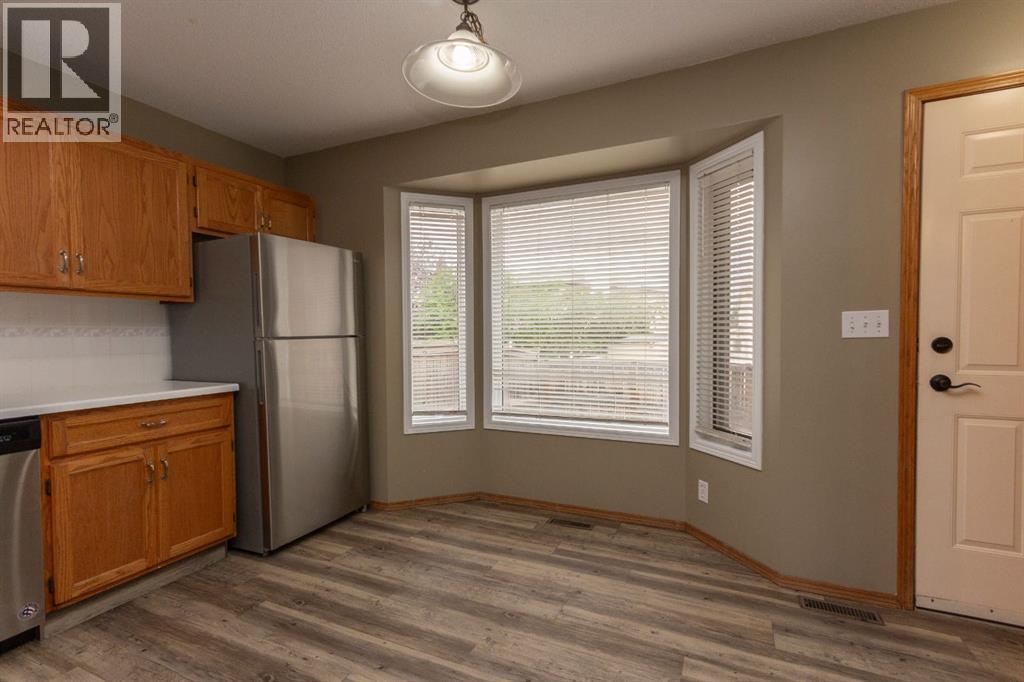 16 Davis Close, Red Deer