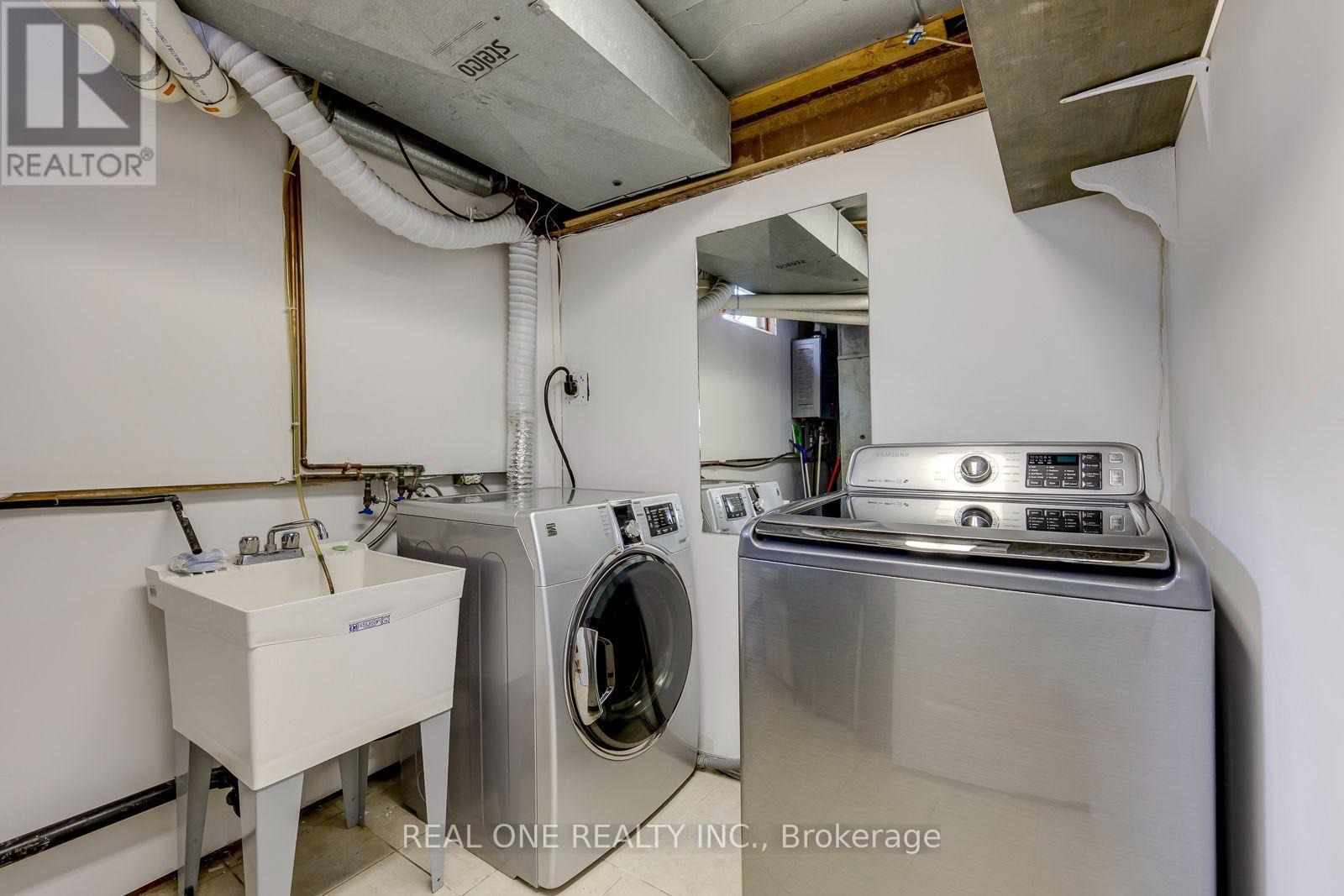2041 MADDEN BOULEVARD - 47