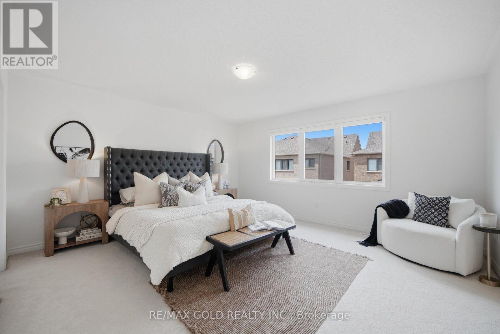 8 Huggins Drive, Whitby, ON photo 26