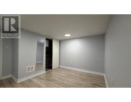 Bsmt - 70 Brantwood Drive, Toronto, ON M1H2G6 Photo 15