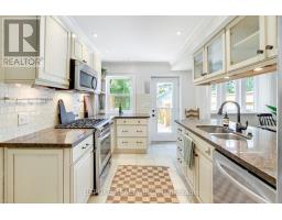 214 Gainsborough Road, Toronto, ON M4L3C6 Photo 14