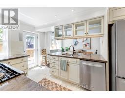 214 Gainsborough Road, Toronto, ON M4L3C6 Photo 15