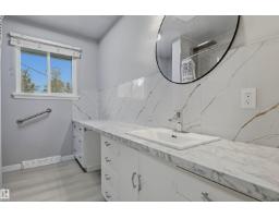 13024 Sherbrooke Av Nw, Edmonton, AB T5L4E8 Photo 22