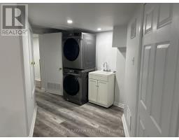 36 Rosanna(lower Level) Crescent, Vaughan, ON L6A2T3 Photo 7