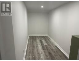 36 Rosanna(lower Level) Crescent, Vaughan, ON L6A2T3 Photo 8