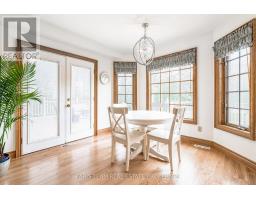 Kitchen - 4 Mills Circle, Springwater, ON L9X0J7 Photo 11