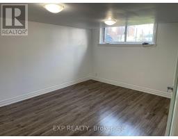 41 Bloem Avenue, Toronto, ON M6E1S2 Photo 12