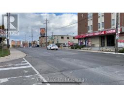 41 Bloem Avenue, Toronto, ON M6E1S2 Photo 6