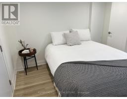 252 Earlscourt Avenue, Toronto, ON M6E4B6 Photo 32