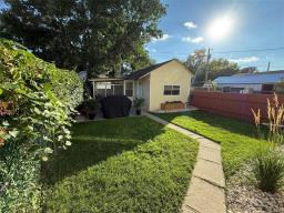 100 Harbison Avenue, Winnipeg, MB R2L0A1 Photo 8