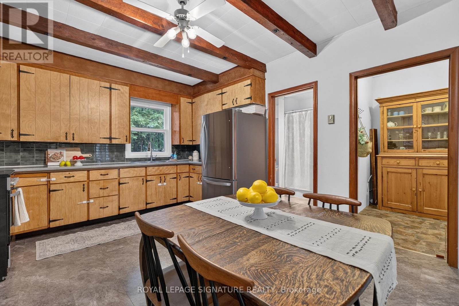 214 EDWARD STREET - 12