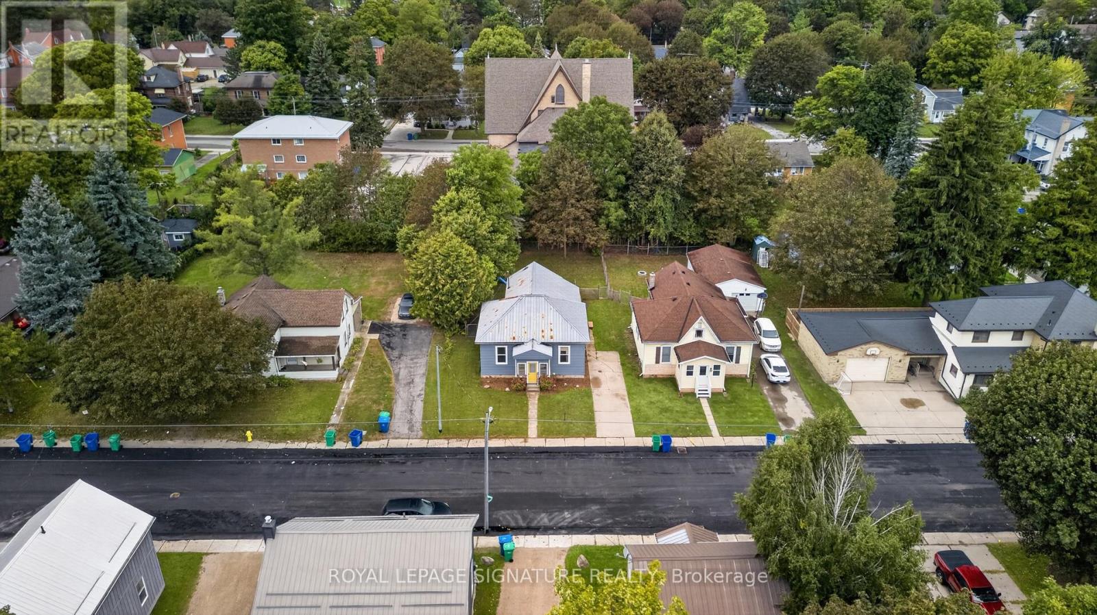 214 EDWARD STREET - 31